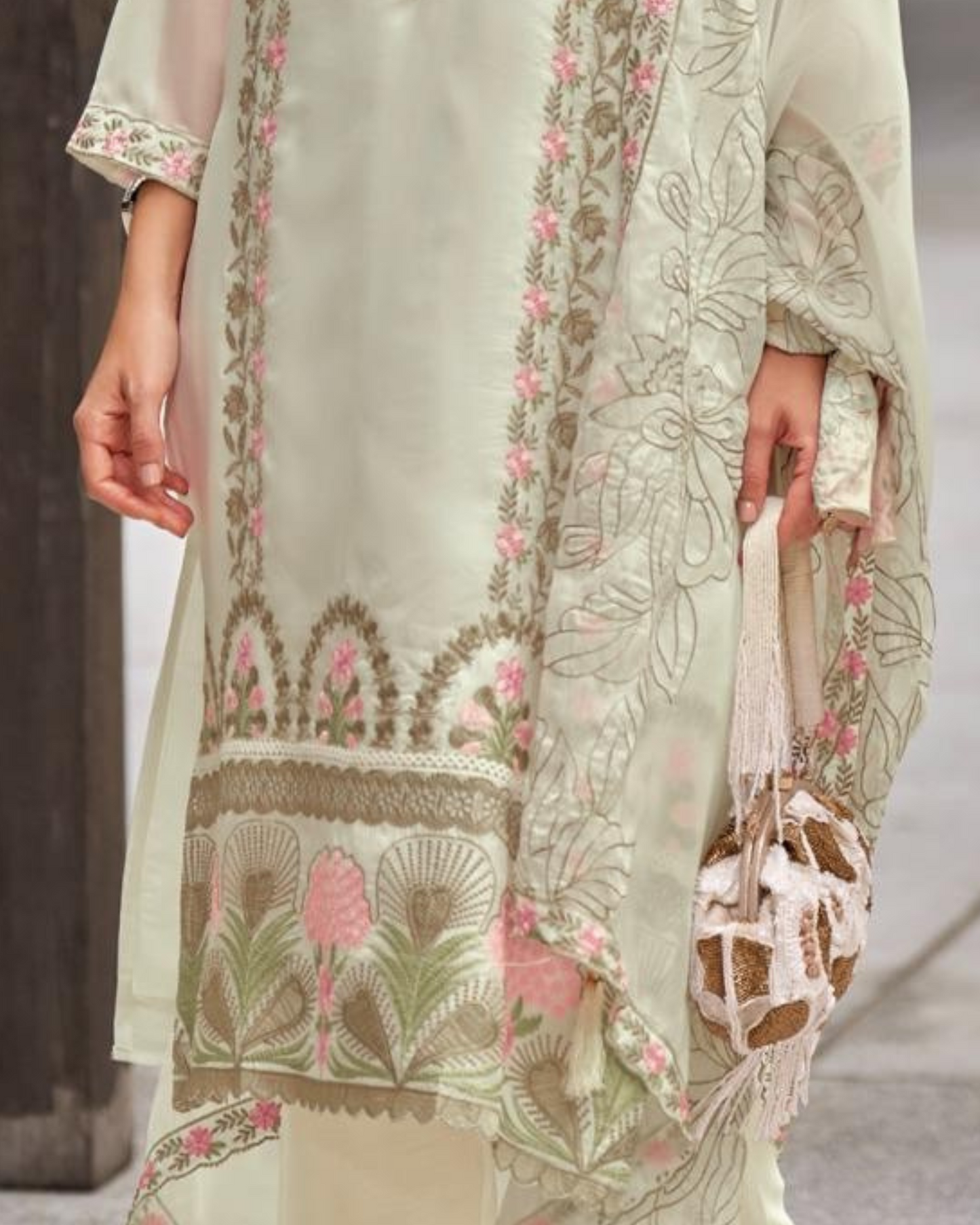 White Embroidered Organza Fabric Readymade Pakistani Salwar Suit