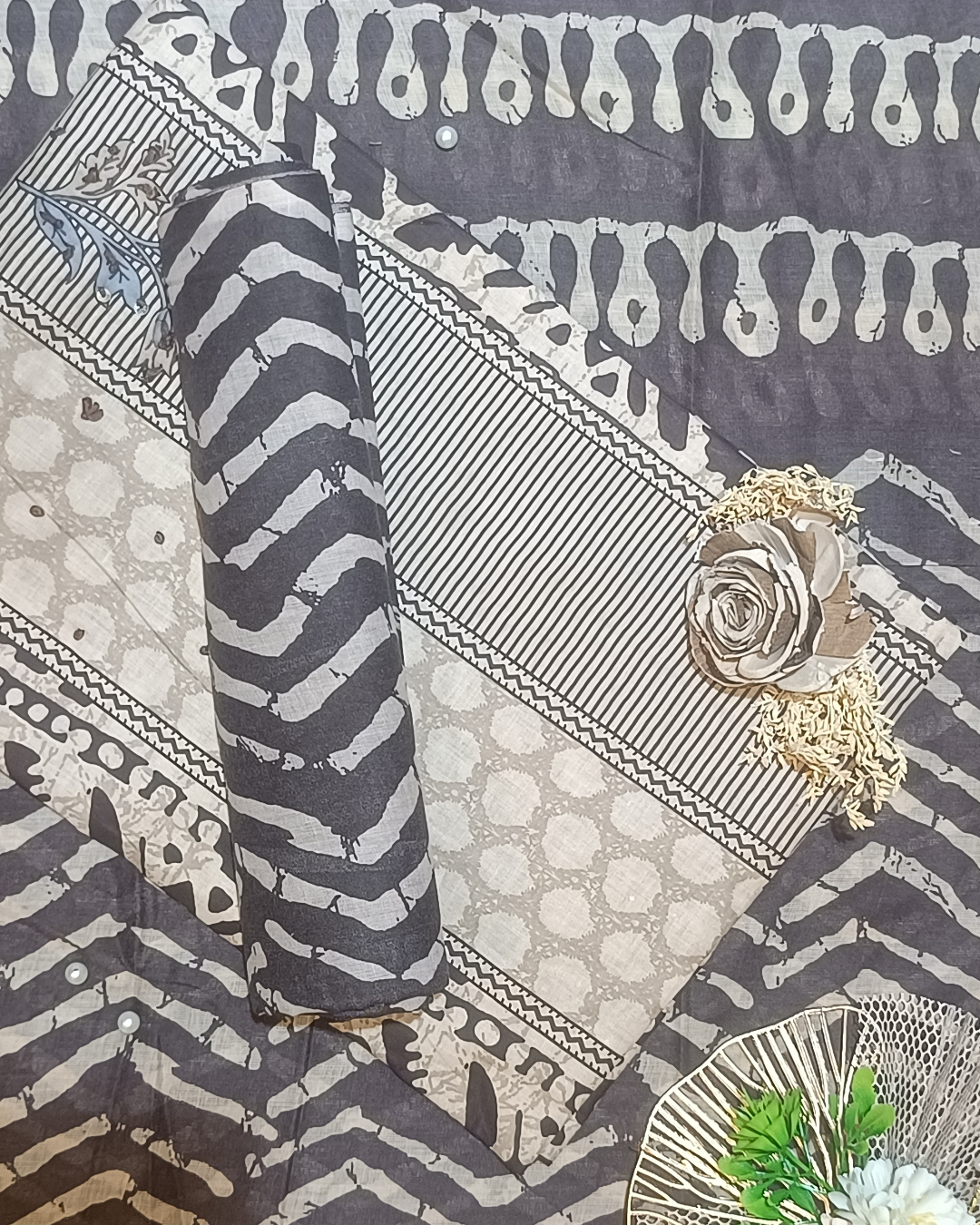 Black And Grey Mal Cotton printed fabric Unstitched Salwar Suit