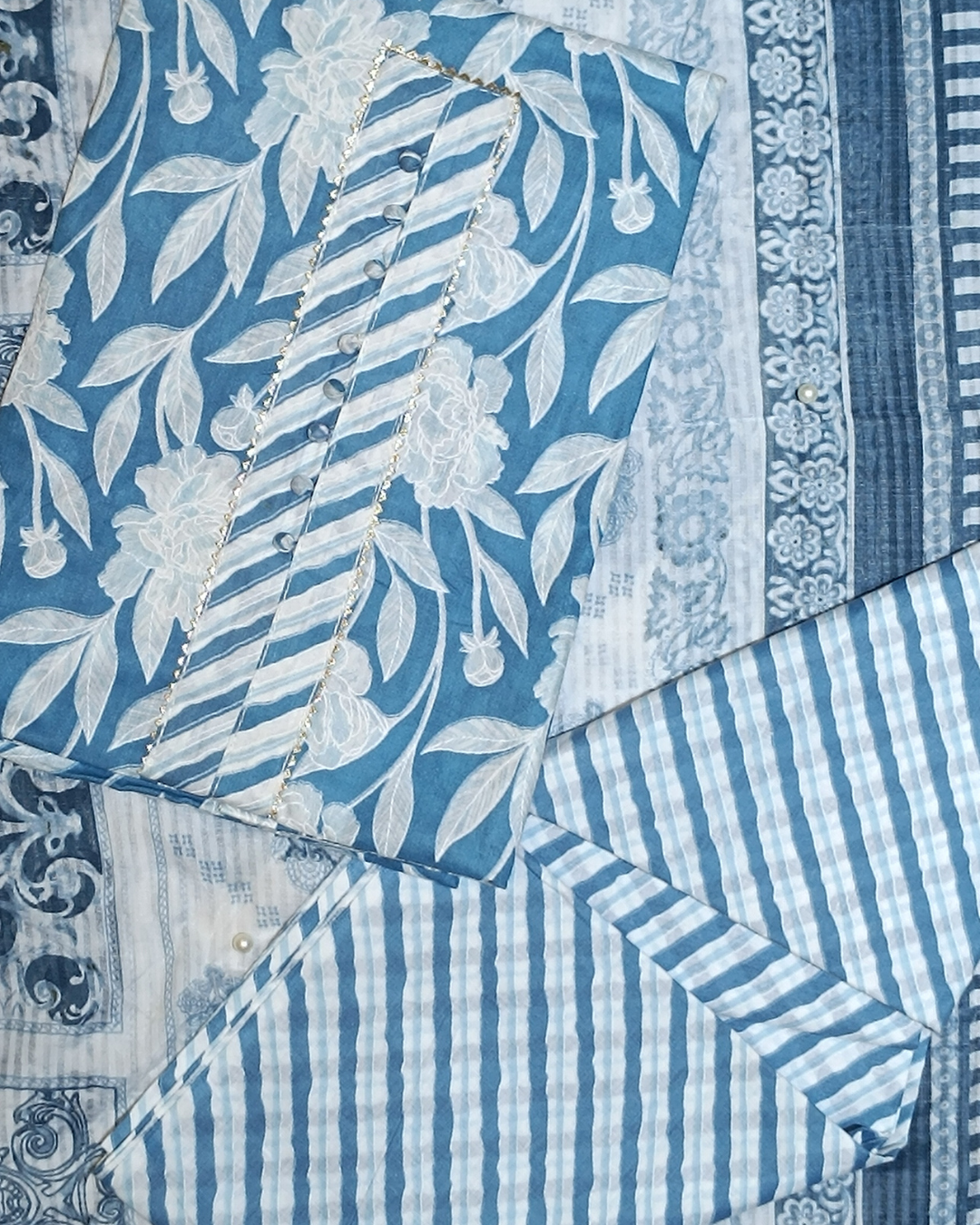Blue And White Mal Cotton printed fabric Unstitched Salwar Suit