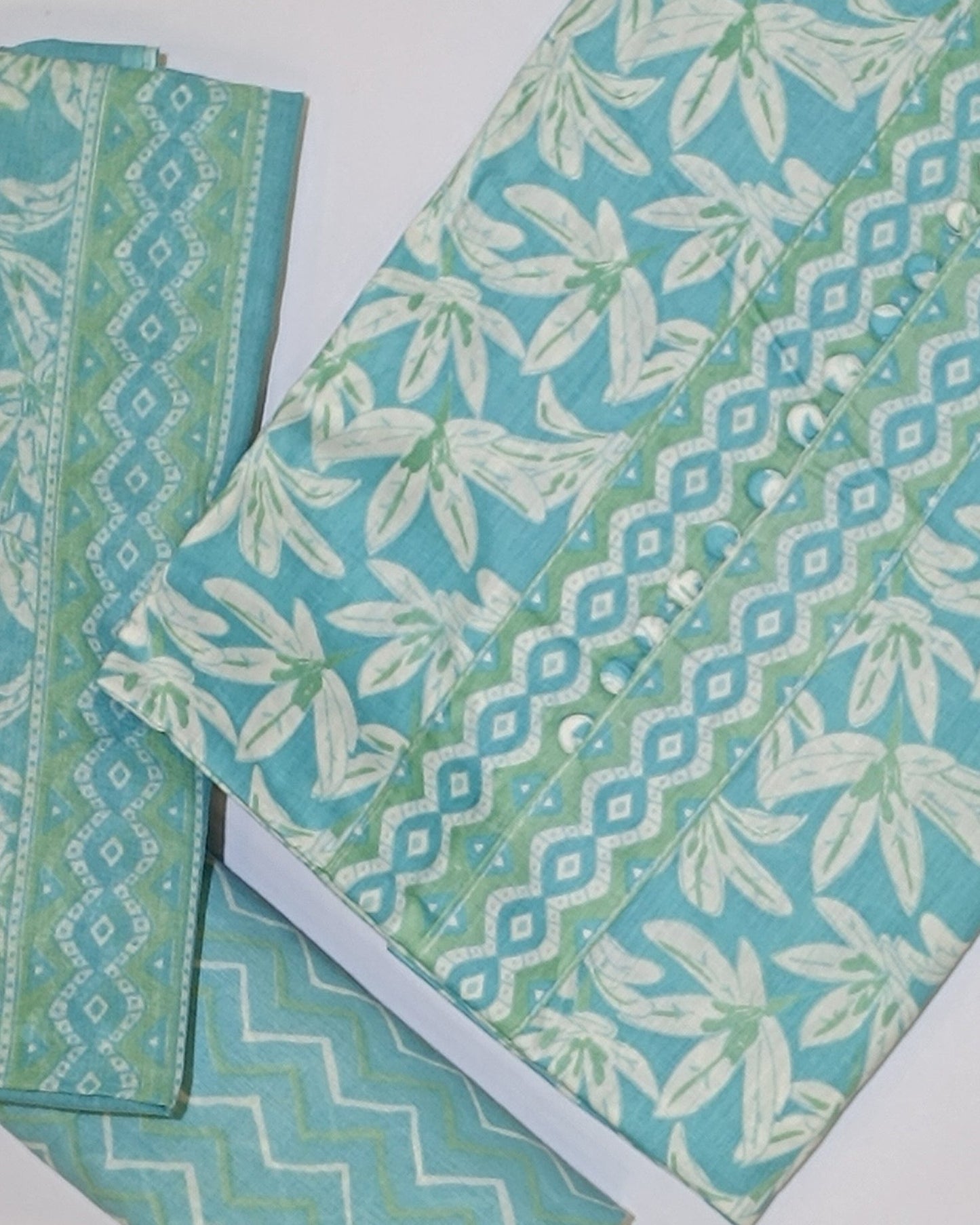 Blue And White Mal Cotton printed fabric Unstitched Salwar Suit