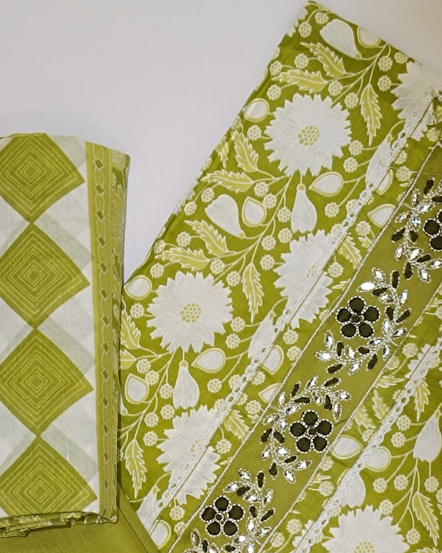 Green Mal Cotton printed fabric Unstitched Salwar Suit