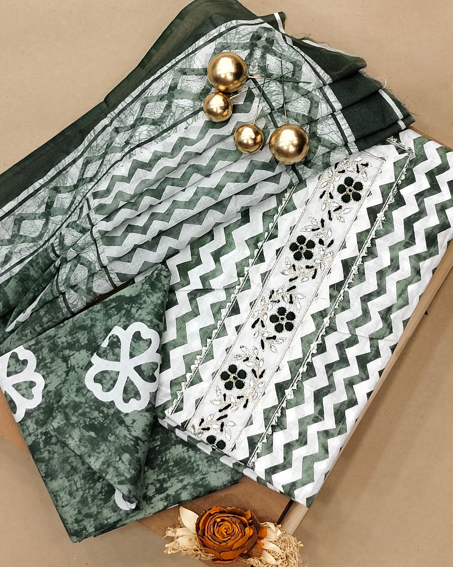 Green and White Mal Cotton printed fabric Unstitched Salwar Suit