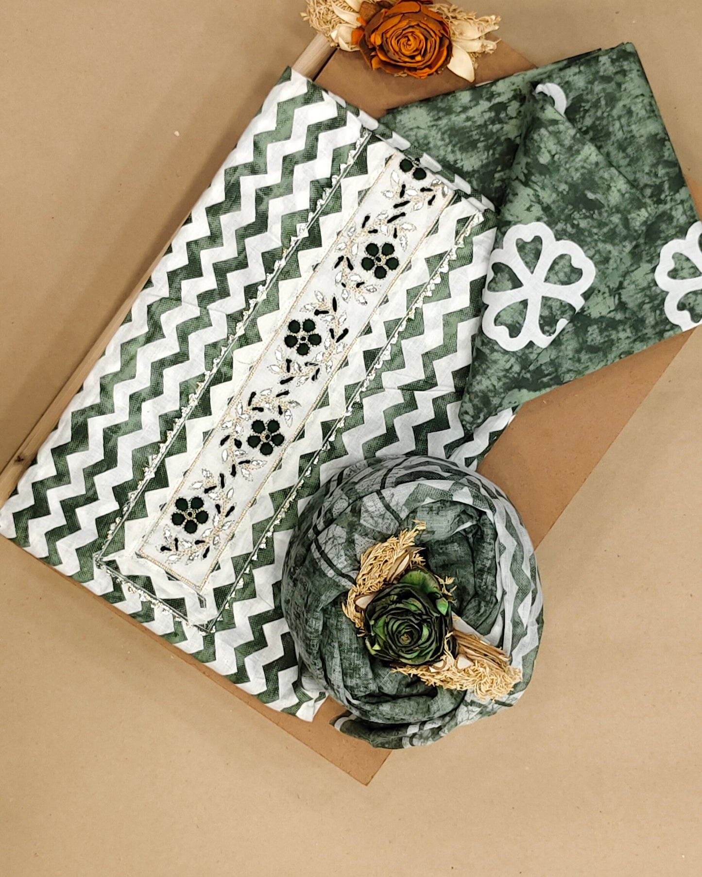 Dark Green And White Mal Cotton printed fabric Unstitched Salwar Suit