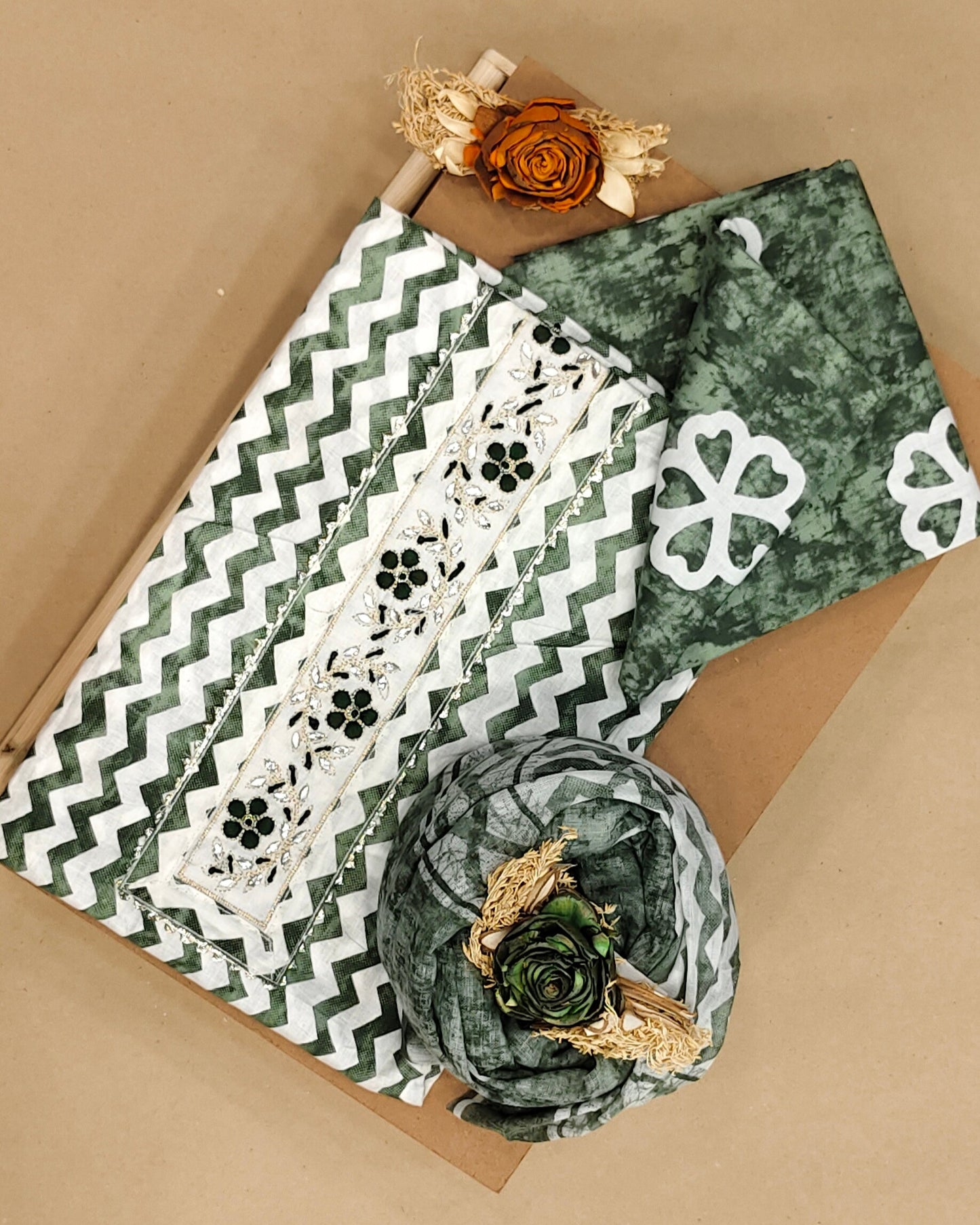 Dark Green And White Mal Cotton printed fabric Unstitched Salwar Suit