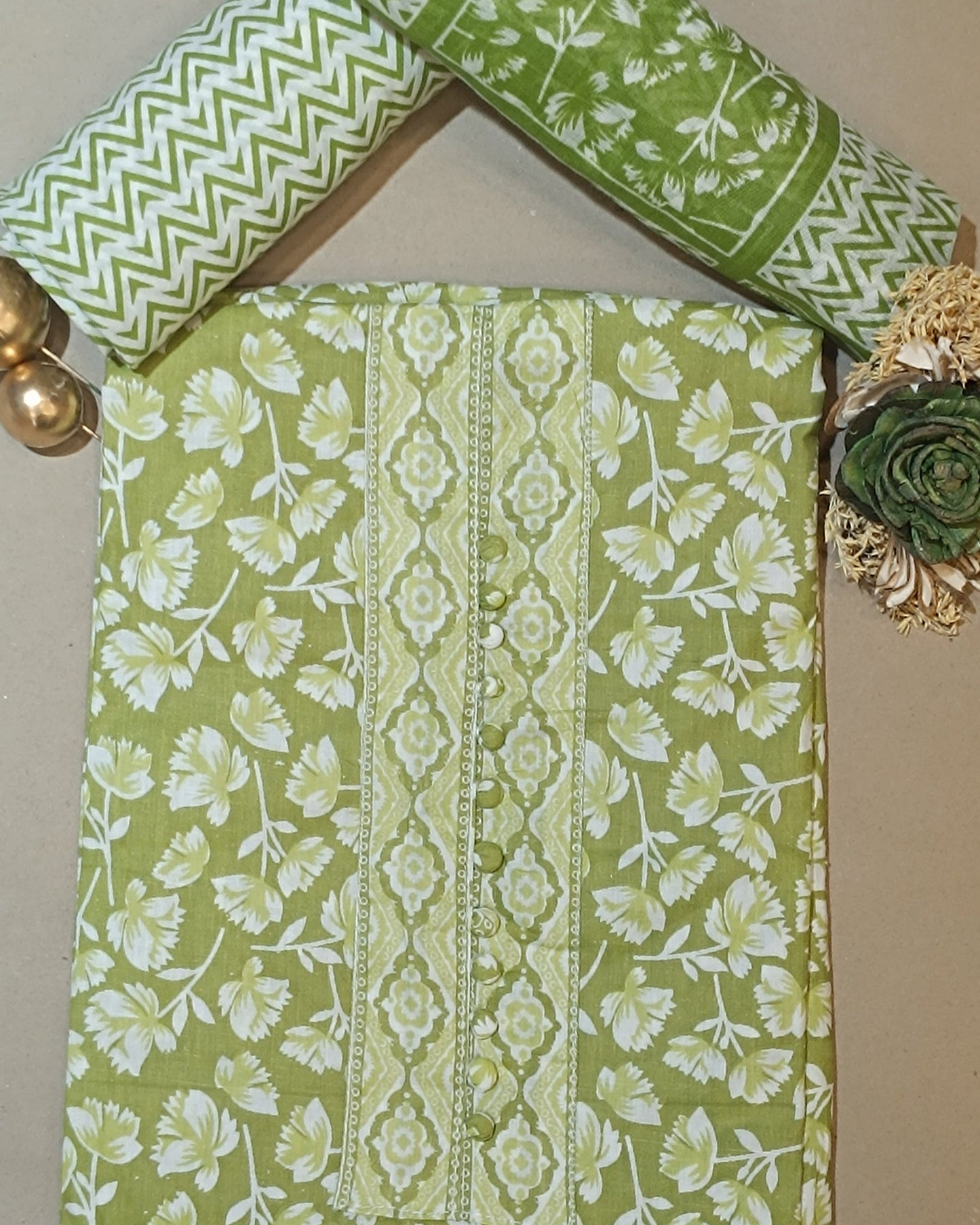 Green And White Mal Cotton printed fabric Unstitched Salwar Suit