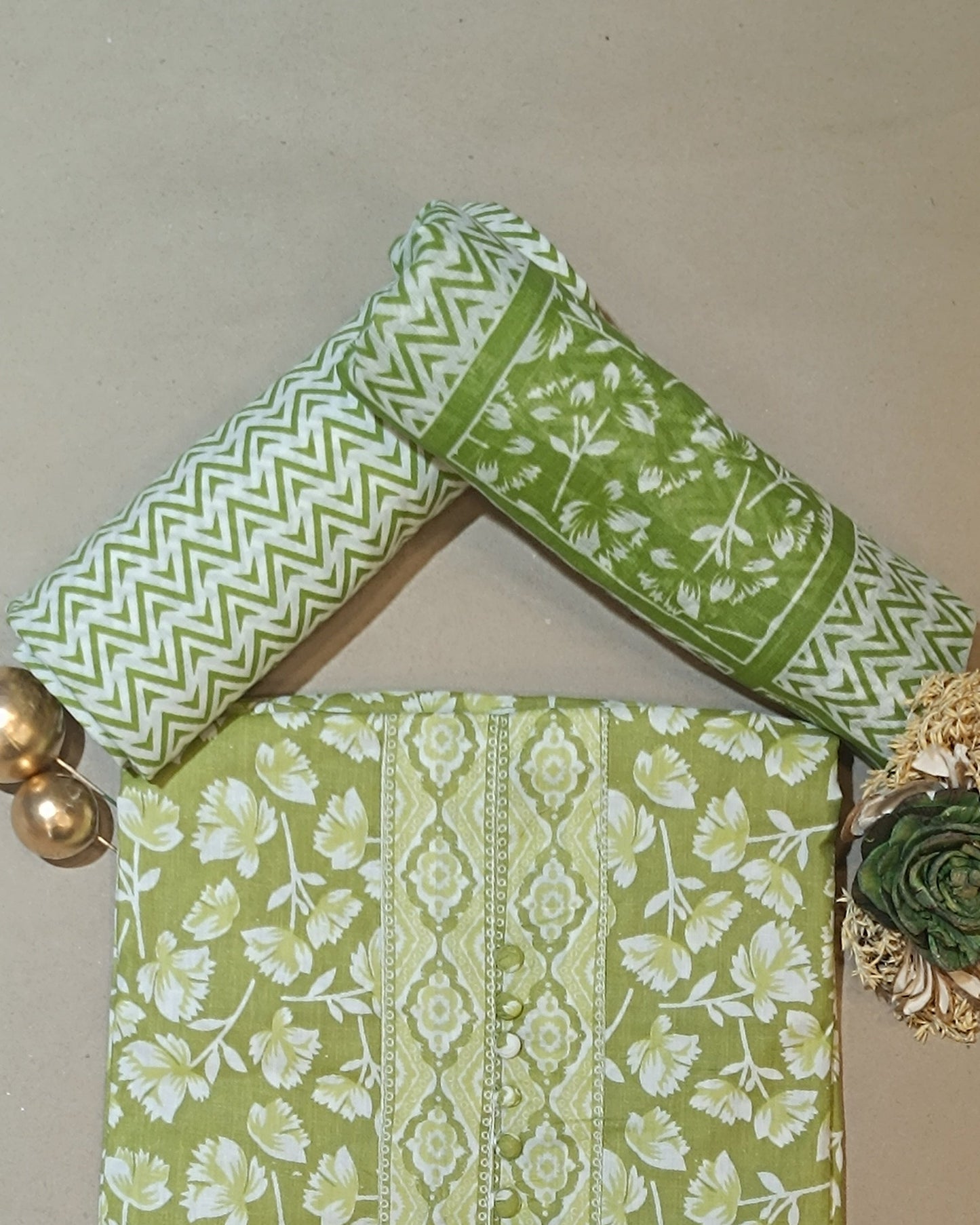 Green And White Mal Cotton printed fabric Unstitched Salwar Suit