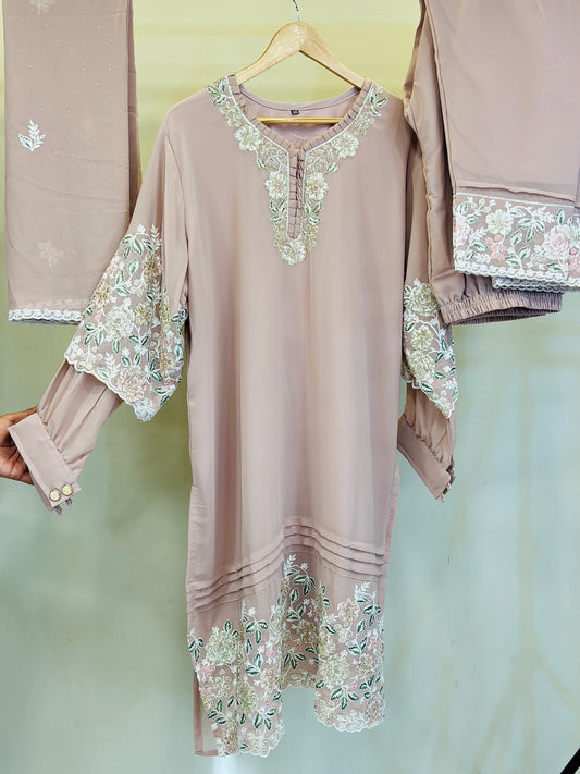 Floral Charm Plus Size 3-Piece Suit