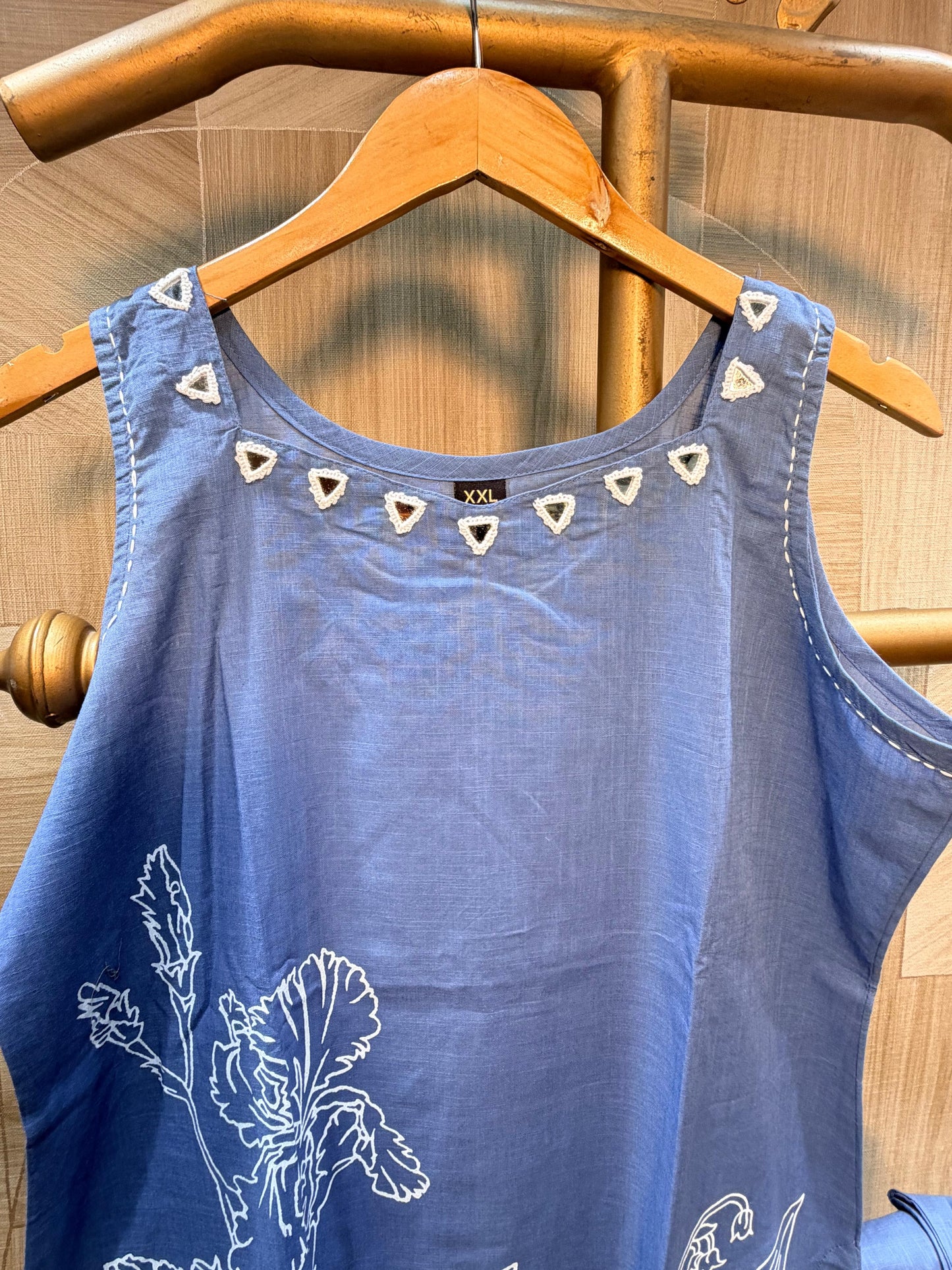 Cool Blue Cotton Sleeveless Kurta Set with Botanical Line Art
