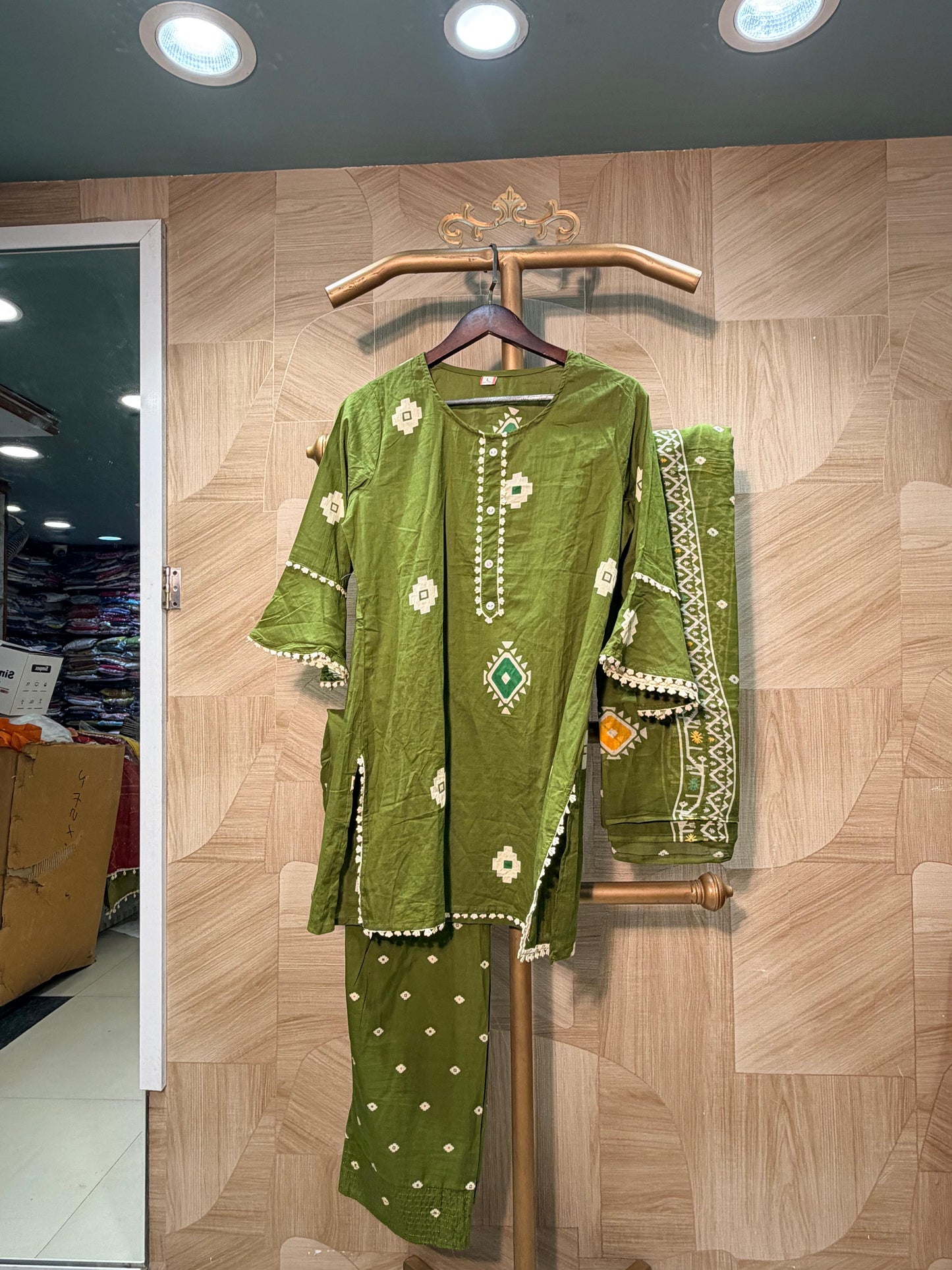 Olive Green Printed Kurta Set with Detailed Dupatta